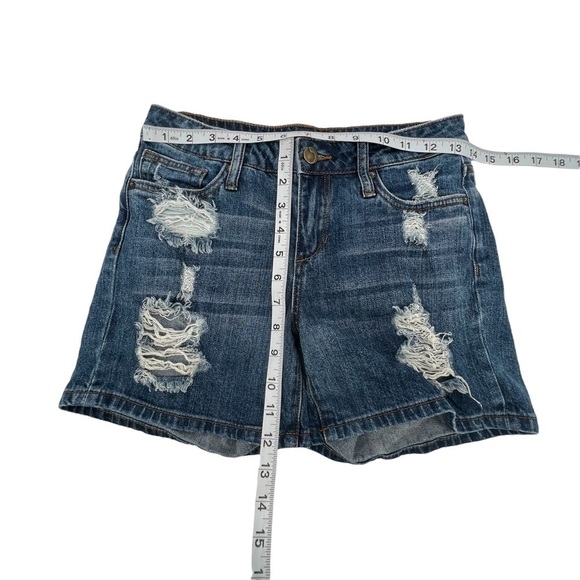Joe's Jeans Distressed Jean Shorts Size 25 Junior’s - Picture 5 of 6